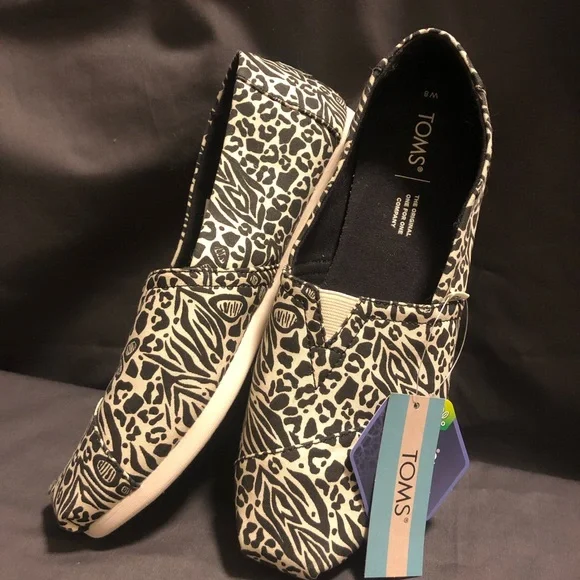 TOM’S ALPARGATA WOMEN’S LOAFERS - Picture 4 of 14